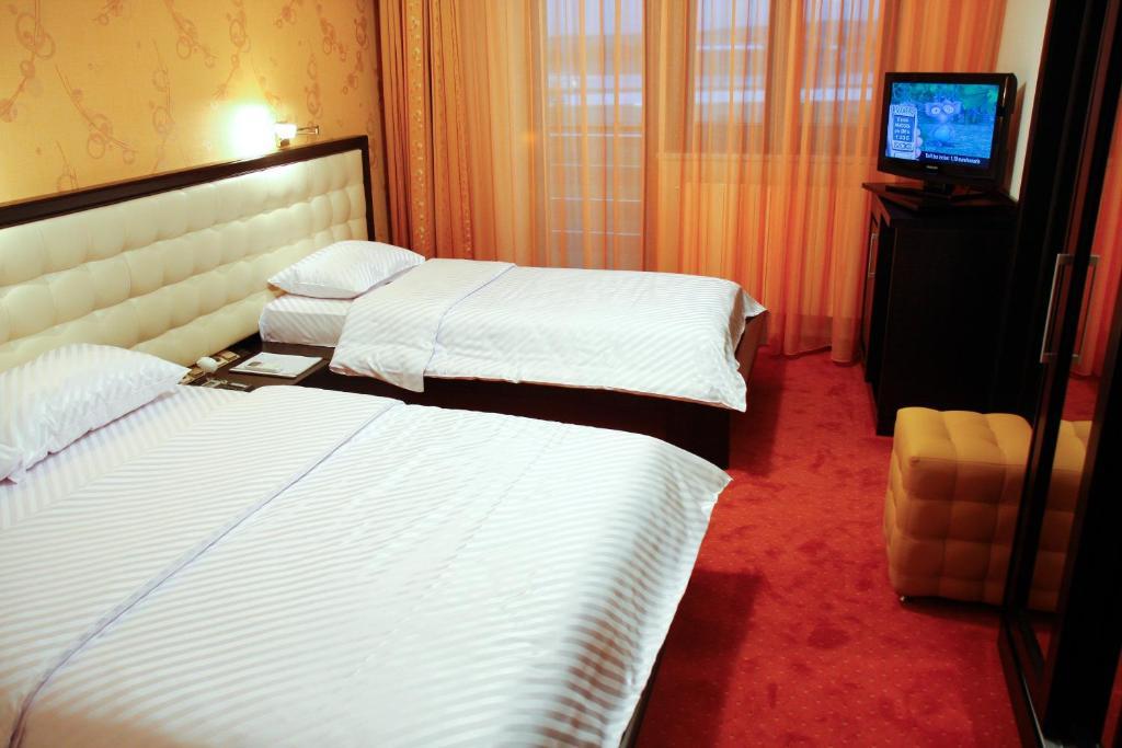 Hotel Anna Junior Targu Jiu Bilik gambar