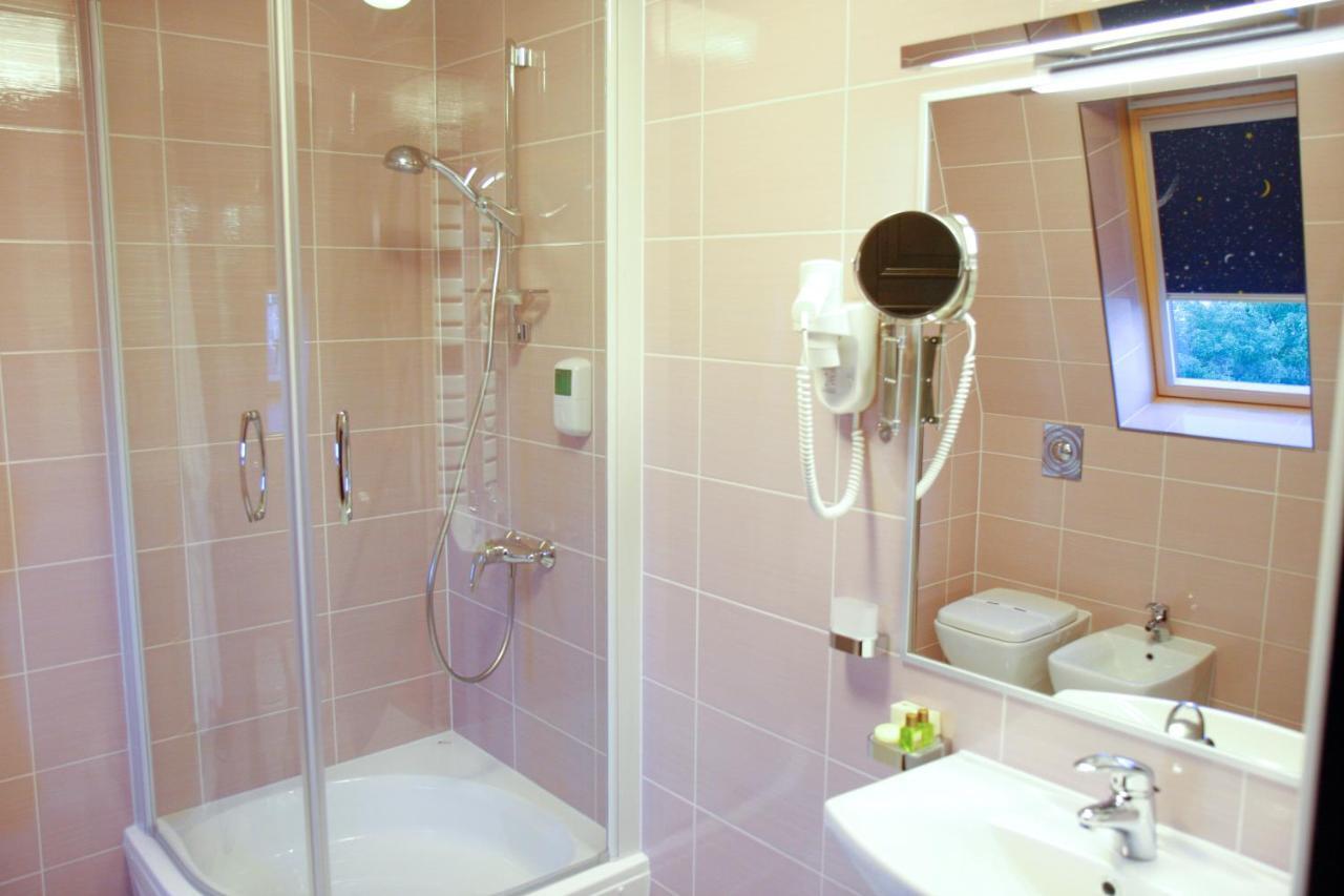 Hotel Anna Junior Targu Jiu Luaran gambar